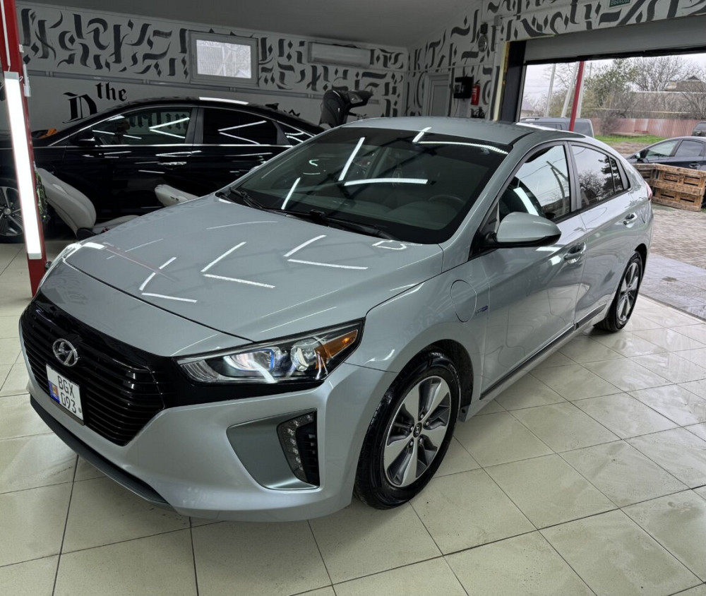 Hyundai Ioniq 2019 plagin-hybrid 1,6 бензин Бендеры - изображение 1