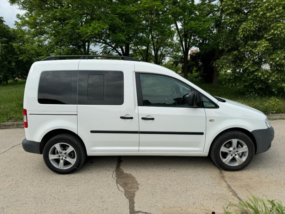 Volkswagen Caddy Bender - fotografie 5