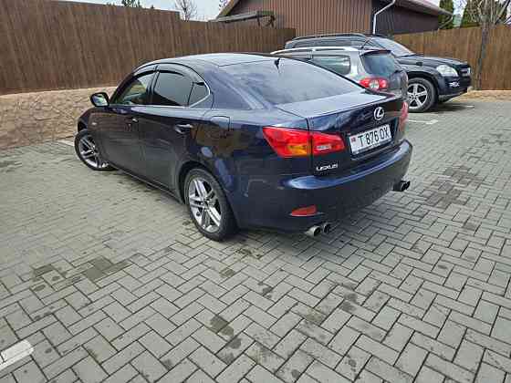 Lexus Is220d в отличном состоянии. Bender