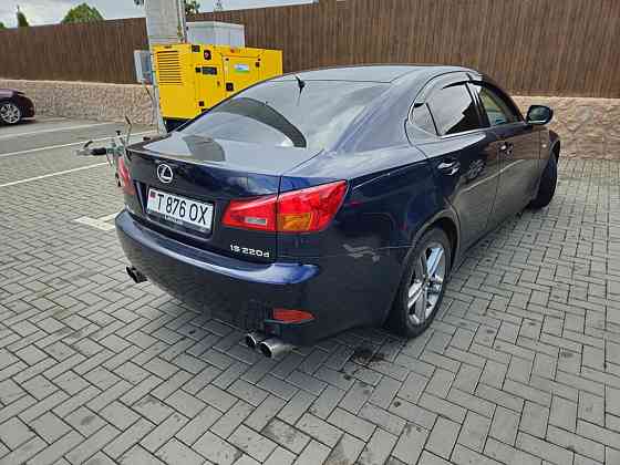 Lexus Is220d в отличном состоянии. Bender