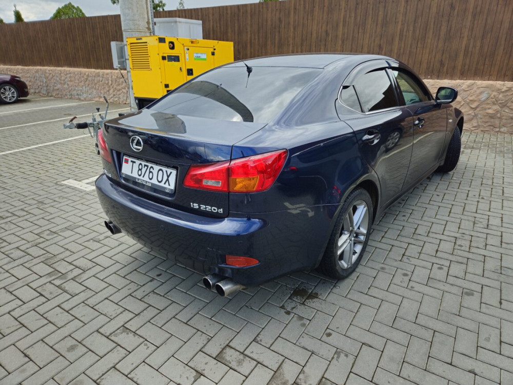 Lexus Is220d в отличном состоянии. Bender - fotografie 5
