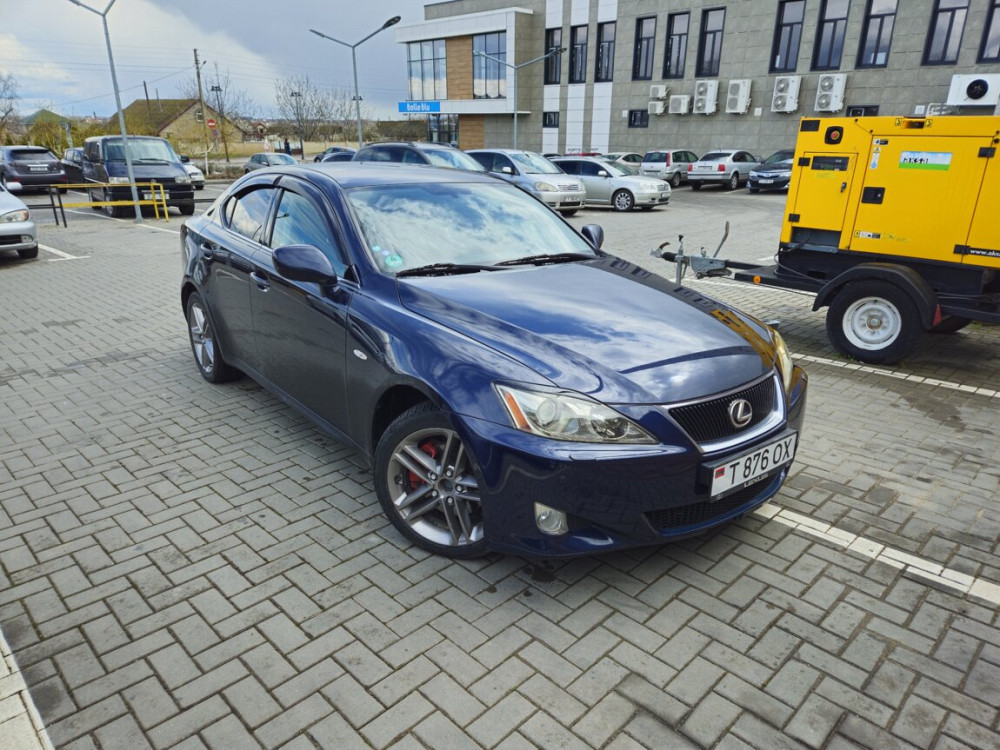 Lexus Is220d в отличном состоянии. Bender - fotografie 7