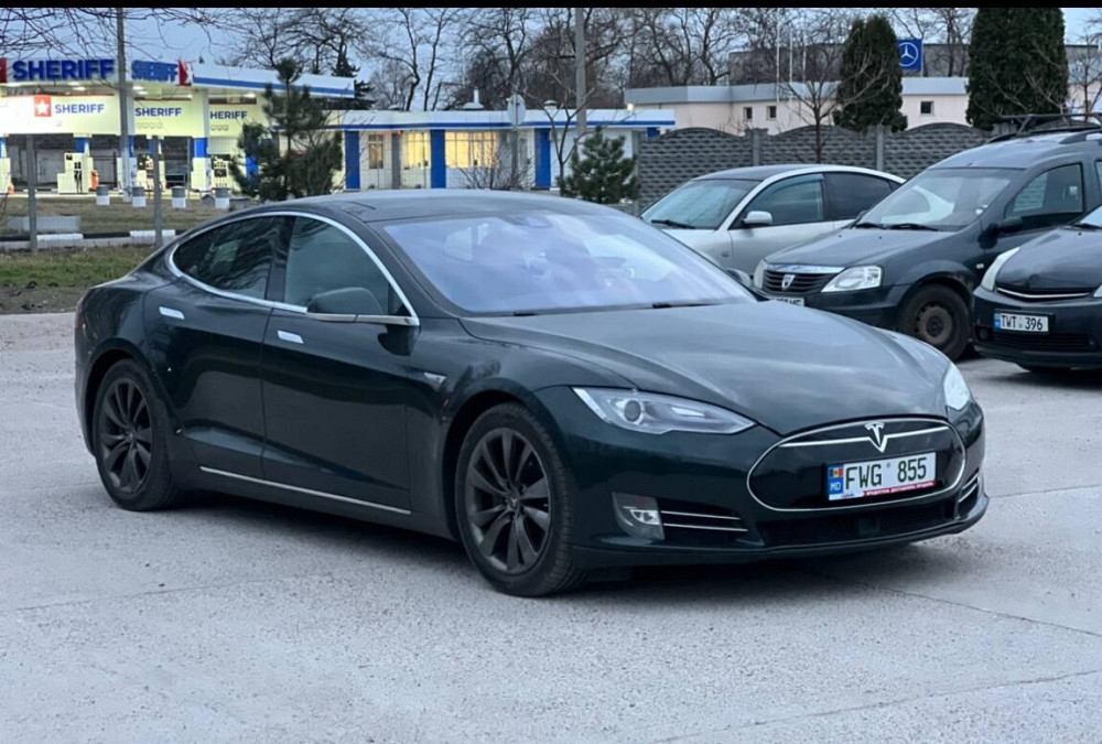 Tesla Model S 85D 2015г РЕСТАЙЛИНГ Tiraspol - fotografie 2