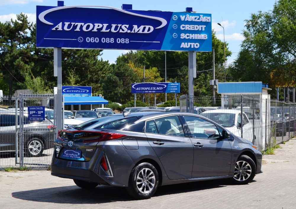Toyota Prius Chişinău - fotografie 2