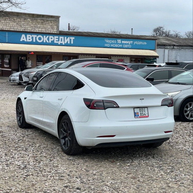 Tesla model 3. 2020 года. Тирасполь - изображение 8