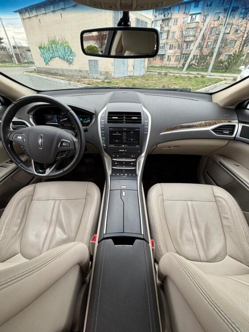 Lincoln MKZ Hybrid 2016 Tiraspol - fotografie 5