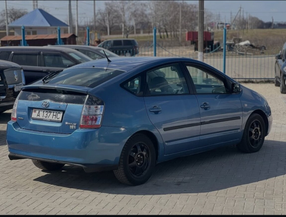 Toyota Prius Hybrid (Европеец) Tiraspol - fotografie 4