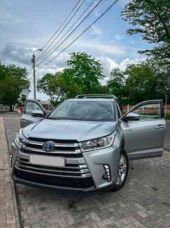Toyota Highlander Limited 2019 год! Нейтральные номера! Tiraspol