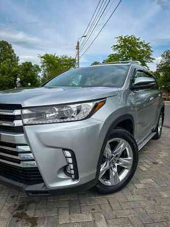 Toyota Highlander Limited 2019 год! Нейтральные номера! Tiraspol