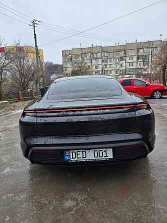 Porsche Taycan Chişinău
