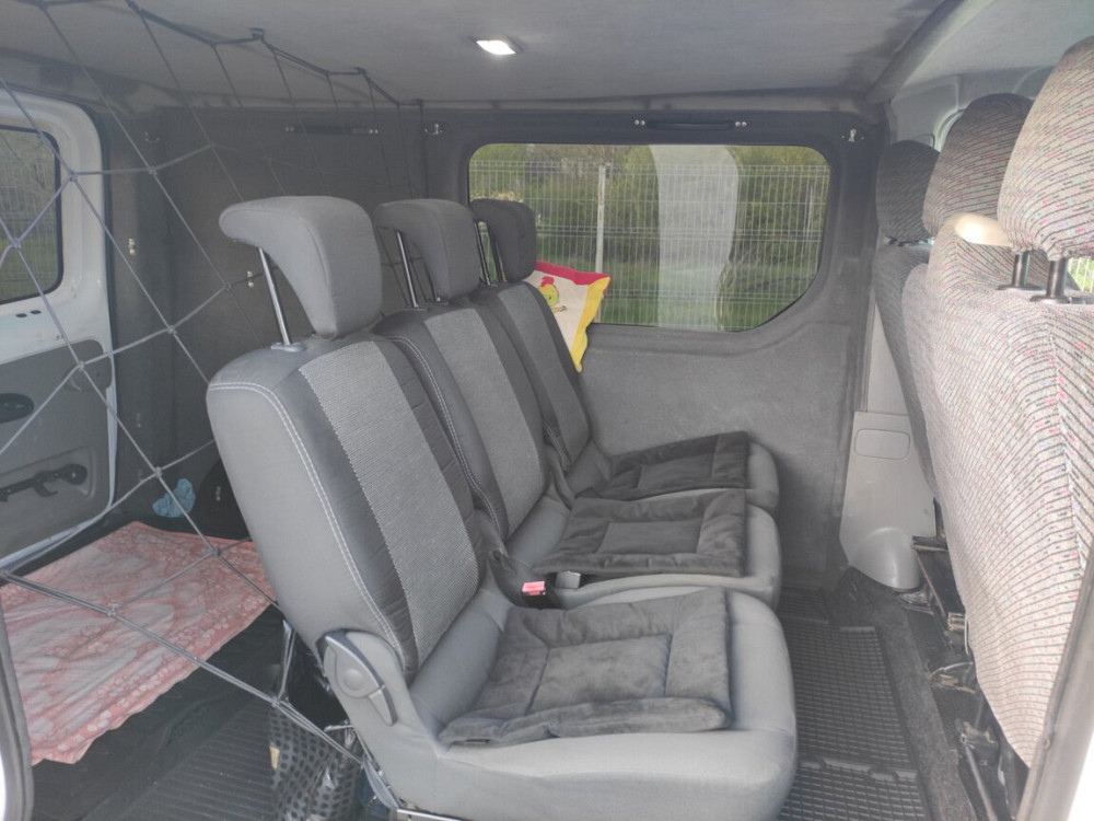 Opel Vivaro 1.9 D Bălţi - fotografie 4