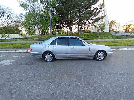Mercedes e210 Bender