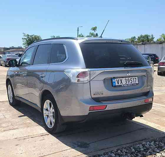 Свежепригнанная Mitsubishi Outlander 2014 г., 2.3 Dizel, пробег 161 км Тирасполь
