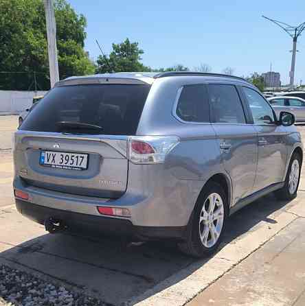 Свежепригнанная Mitsubishi Outlander 2014 г., 2.3 Dizel, пробег 161 км Тирасполь