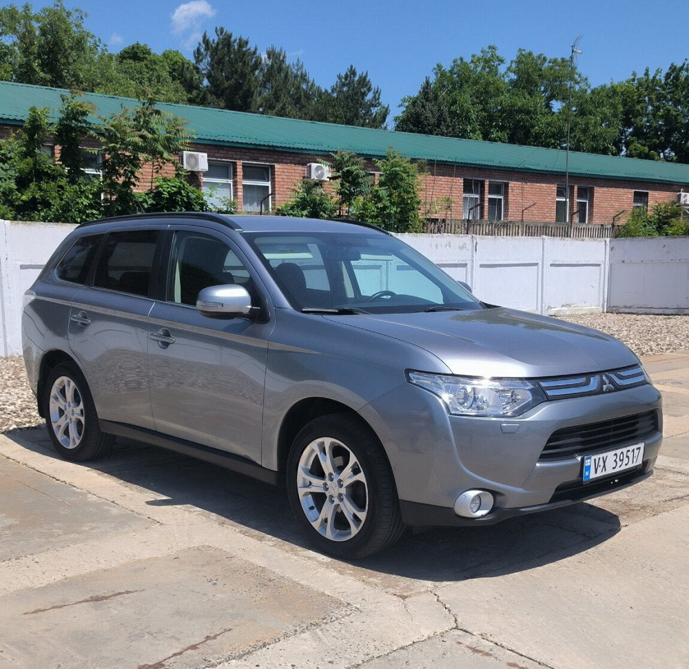 Свежепригнанная Mitsubishi Outlander 2014 г., 2.3 Dizel, пробег 161 км Тирасполь - изображение 3