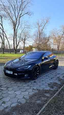 Tesla Model S 90D Тирасполь