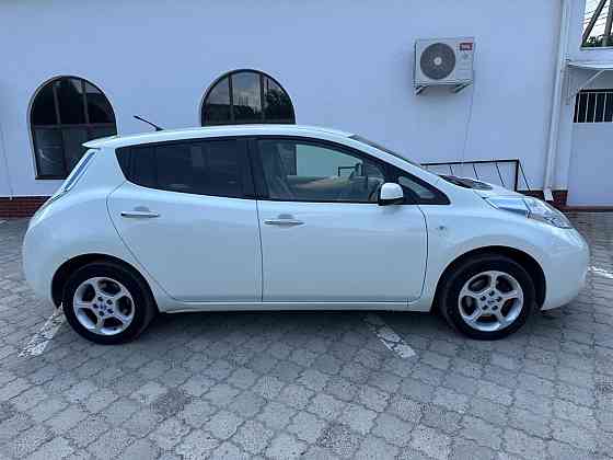 Nissan Leaf Bender