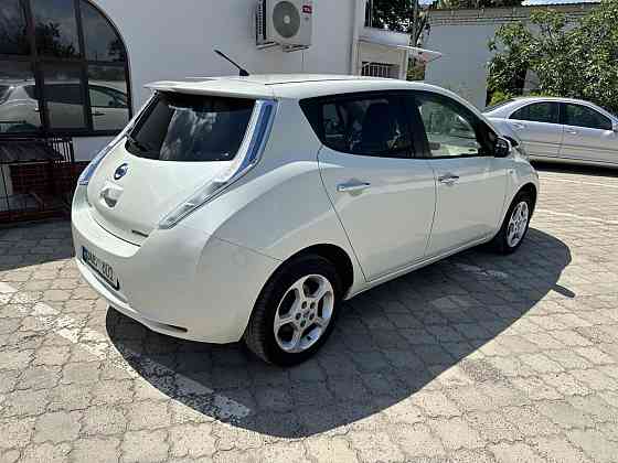 Nissan Leaf Bender