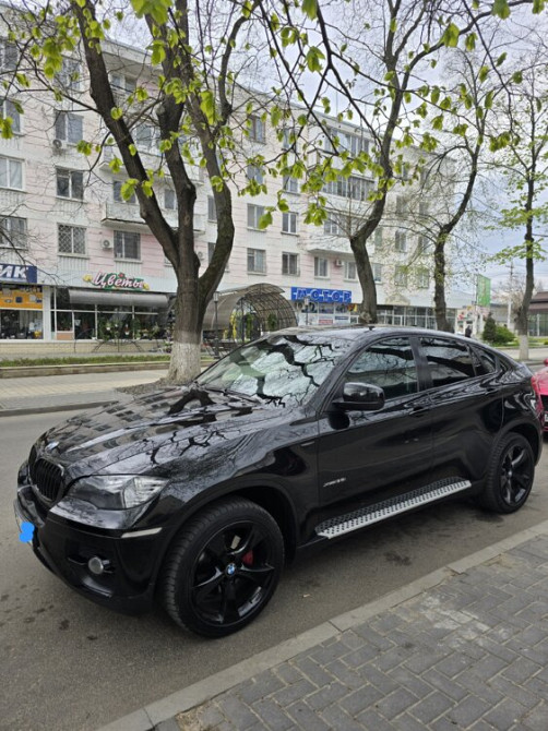 BMW X6, 2010г., 3,0 Бензин, Автомат, Нейтральные номера, Бендеры - изображение 2