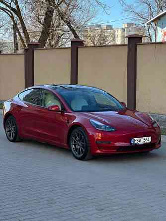 Tesla Model 3, 2021 год, рестайлинг, в безупречно красивом цвете Tiraspol