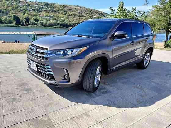 Продам Toyota Highlander Rîbnița