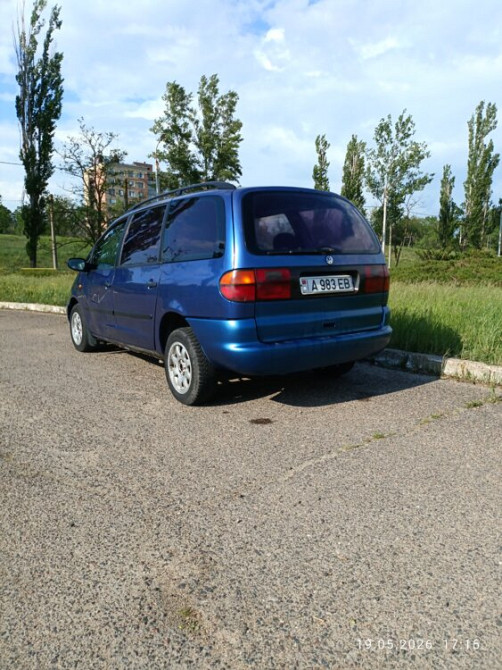 VW Sharan 1996 г. в. 2.0 метан 4 пок. 30куб Тирасполь - изображение 4