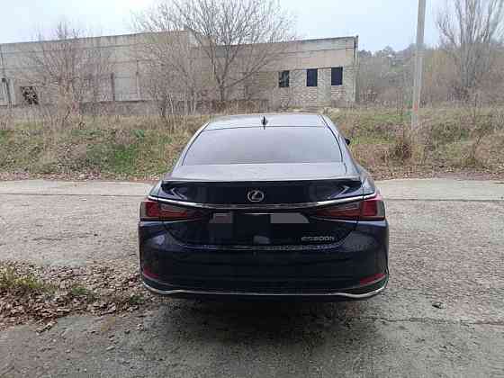 Продаю Lexus ES300h Рыбница