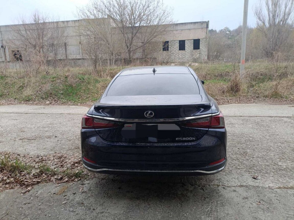 Продаю Lexus ES300h Rîbnița - fotografie 3