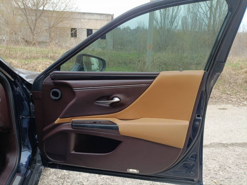 Продаю Lexus ES300h Rîbnița - fotografie 6