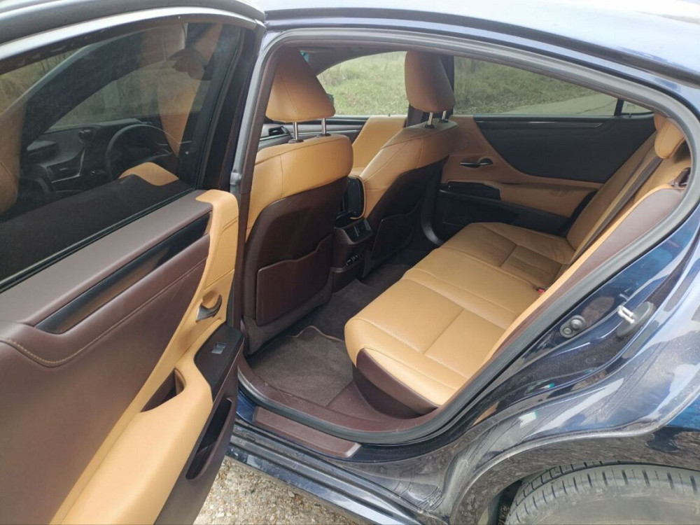 Продаю Lexus ES300h Rîbnița - fotografie 7