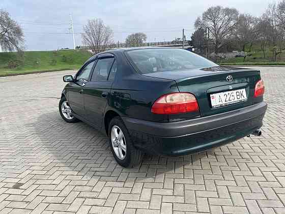 Toyota Avensis t22 2000 года Bender