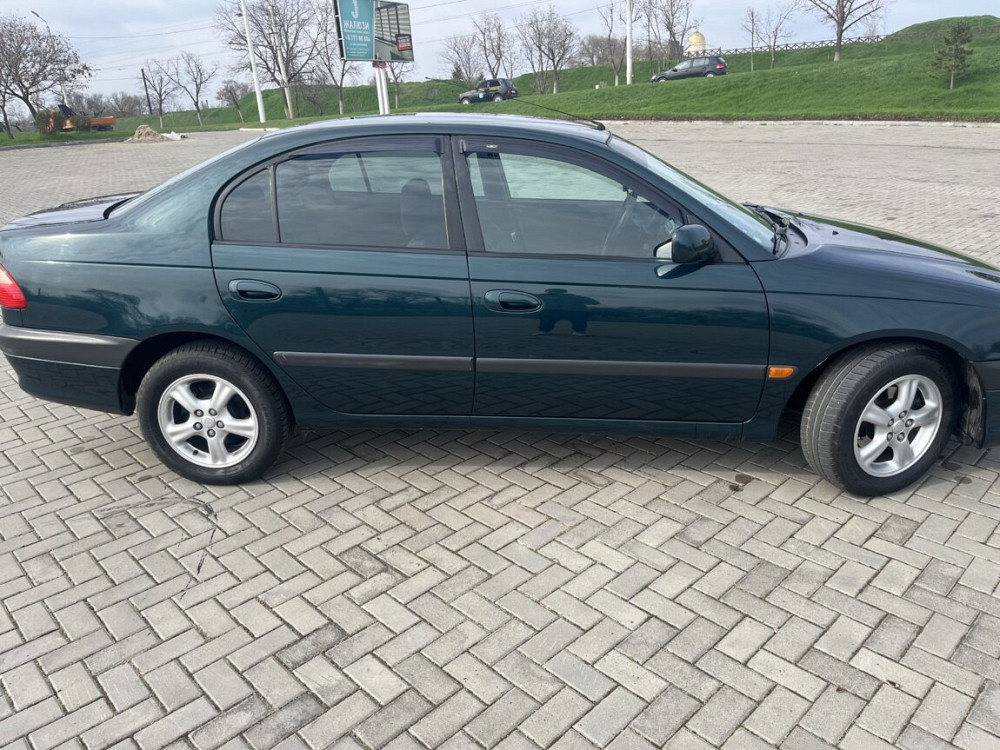 Toyota Avensis t22 2000 года Bender - fotografie 6