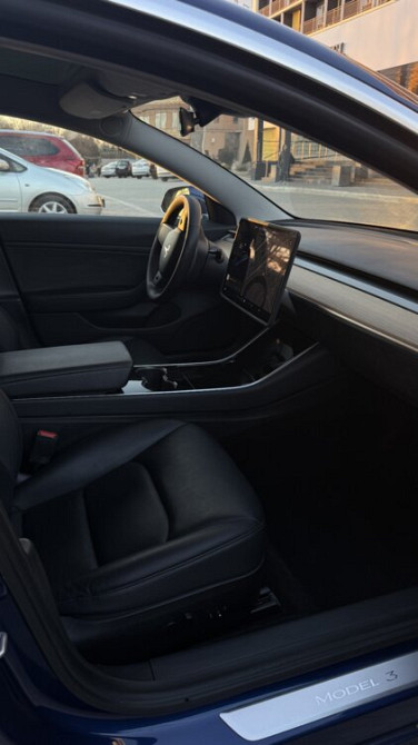 Tesla Model 3 Long Range Dual Motor 2020 Tiraspol - fotografie 3