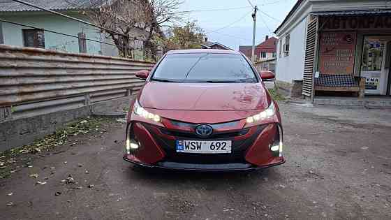 Toyota prius prime phev в максимальной комплектации LIMITED Тирасполь