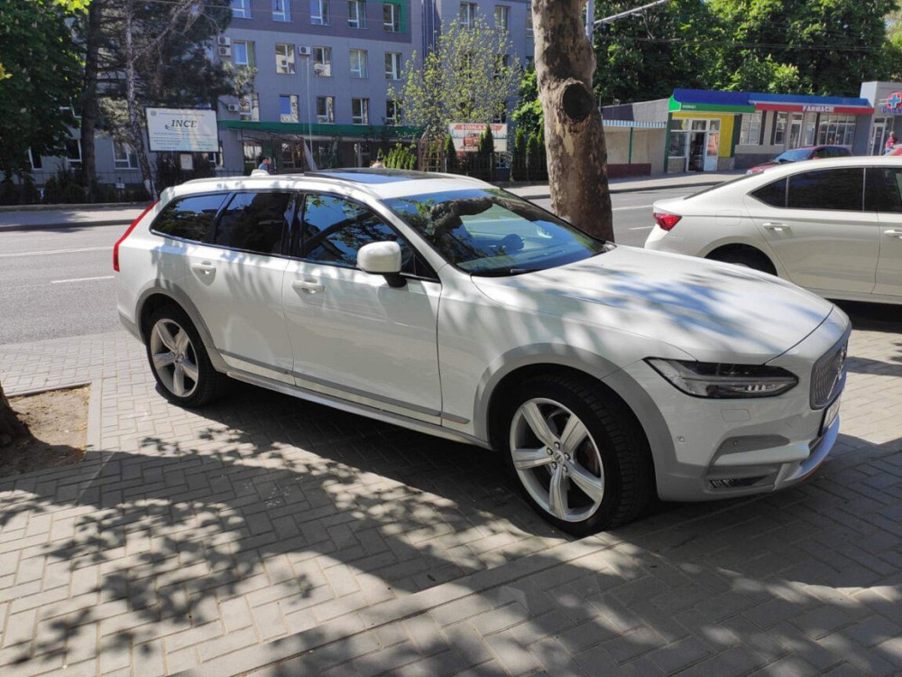 Volvo V90 Cross Country Ocean Race Edition Кишинёв - изображение 9