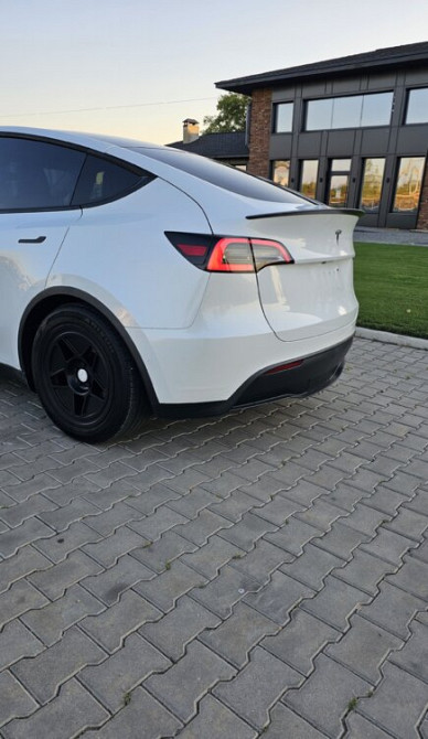 Продам Tesla Model Y Performance Тирасполь - изображение 1