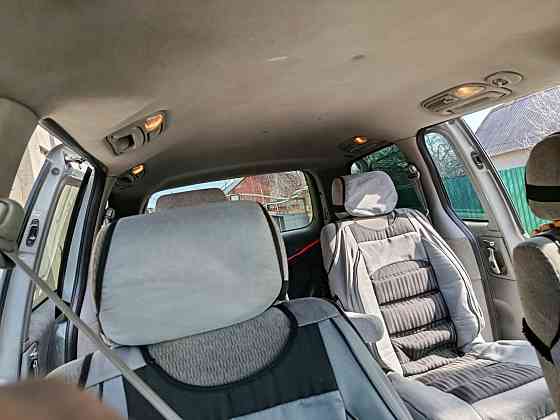 Продам Kia Carnival Bender