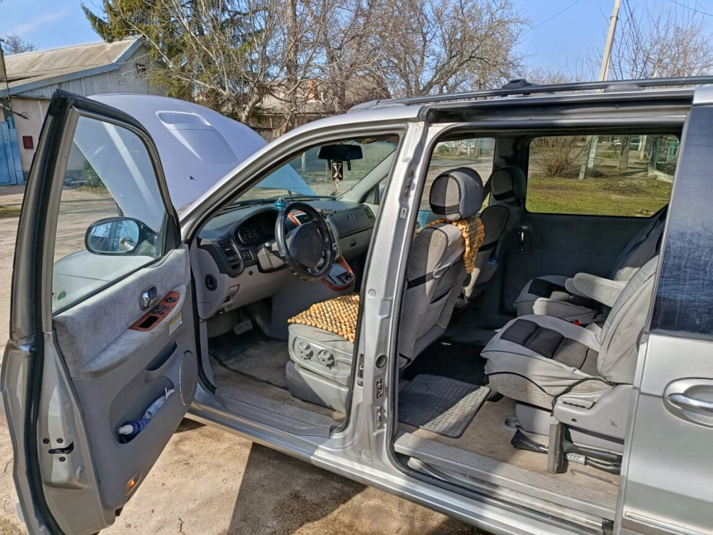Продам Kia Carnival Бендеры - изображение 3