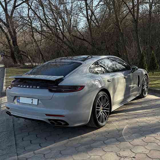 Porsche Panamera Chişinău