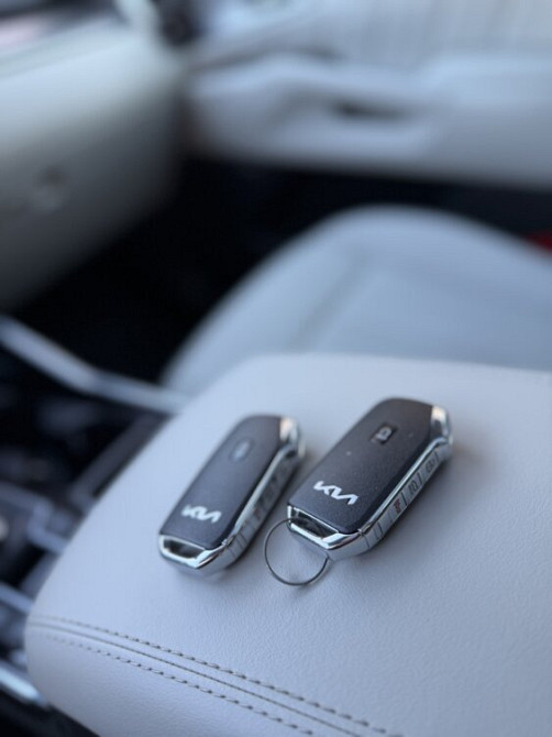 Продам Kia Sorento 2023 года Chişinău - fotografie 8