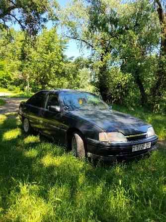 Продам/обмен с вашей доплатой Opel omega A бензин/ метан Тирасполь