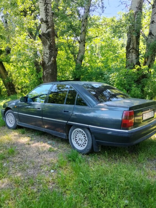 Продам/обмен с вашей доплатой Opel omega A бензин/ метан Тирасполь - изображение 4