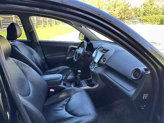Toyota Rav4,2005. Тирасполь