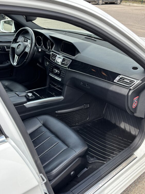 Mercedes E250 Bluetec 4MATIC, 2015 год, дизель 2.2, полный привод Тирасполь - изображение 7