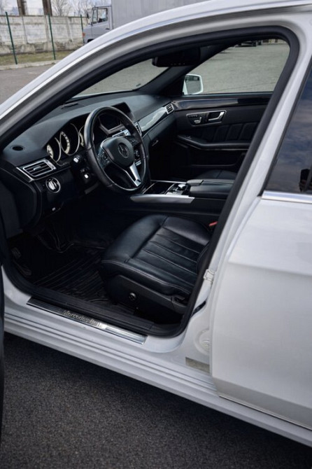 Mercedes E250 Bluetec 4MATIC, 2015 год, дизель 2.2, полный привод Тирасполь - изображение 6