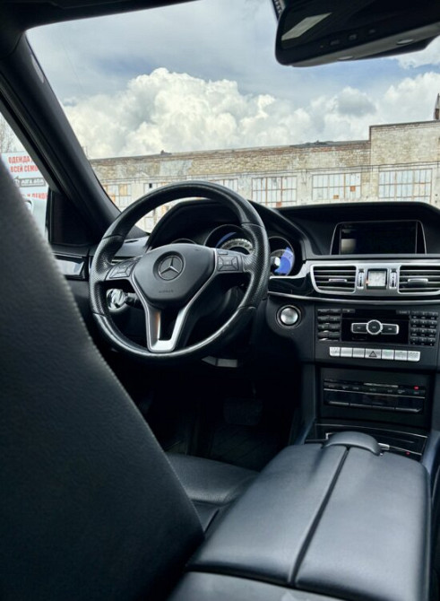 Mercedes E250 Bluetec 4MATIC, 2015 год, дизель 2.2, полный привод Тирасполь - изображение 8
