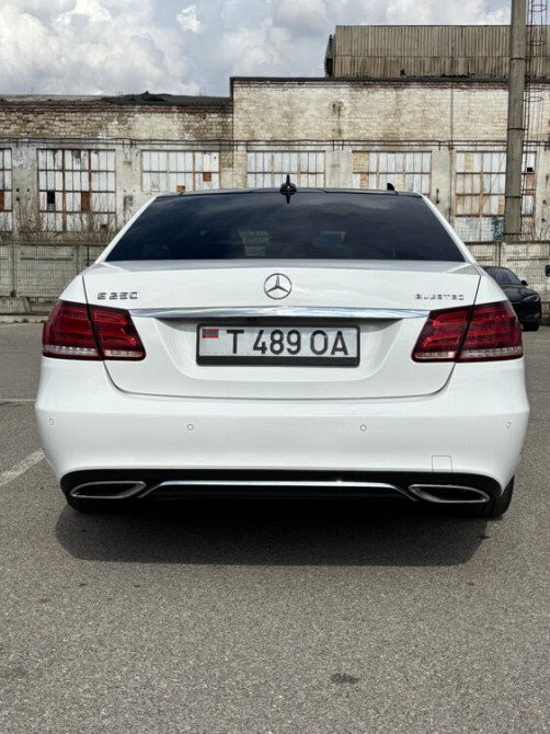 Mercedes E250 Bluetec 4MATIC, 2015 год, дизель 2.2, полный привод Тирасполь - изображение 5