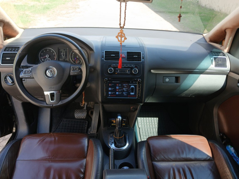 VW Touran 2011 Рыбница - изображение 2
