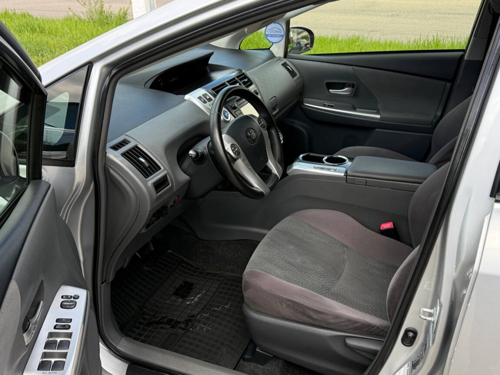 TOYOTA PRIUS PLUS Tiraspol - fotografie 10