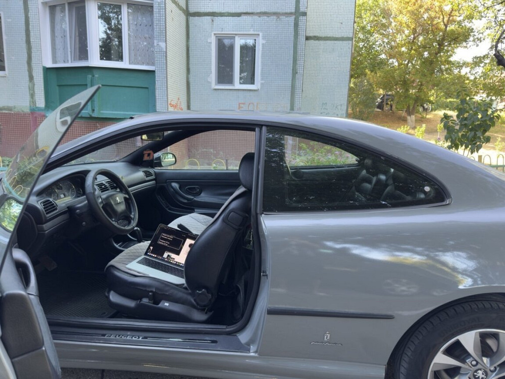 Pininfarina Peugeot 406 Coupe 2.0 Bender - fotografie 3